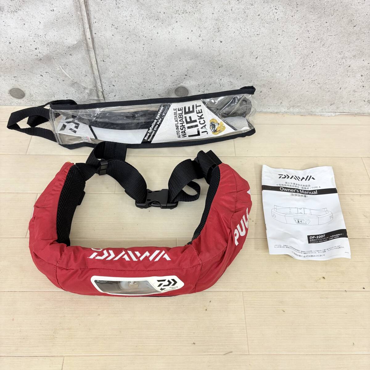 ダイワDF-2207自動膨張式ライフジャケット桜マークありタイプA DAIWA
