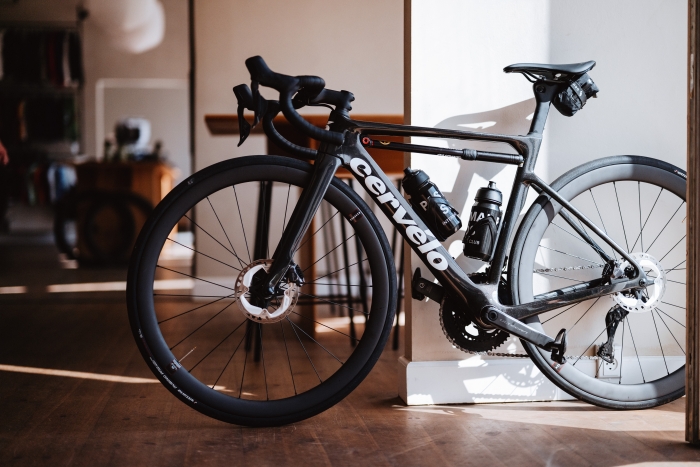 SOLOIST フレームセット（2023～2025） 2色展開 – Cervélo